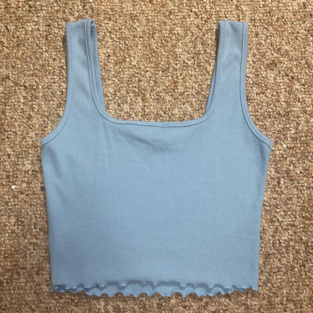 Light Blue Cropped Ribbed Tank - Picture 2 of 3